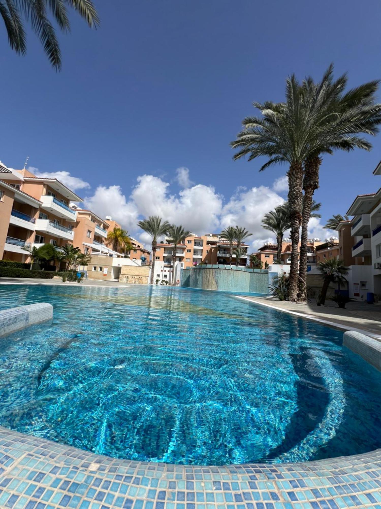 Iris Village Grand Apartment Πάφος Εξωτερικό φωτογραφία