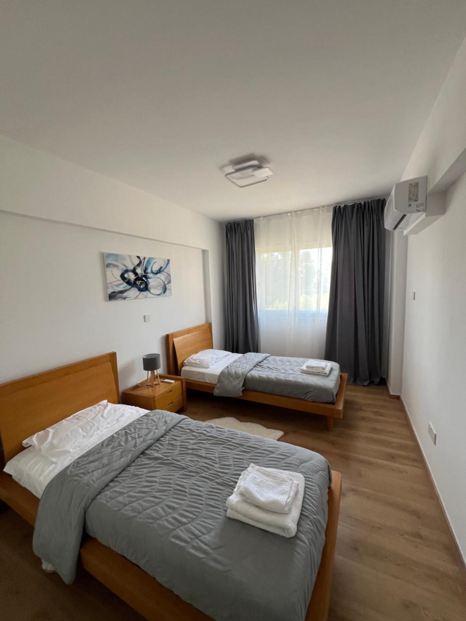 Iris Village Grand Apartment Πάφος Εξωτερικό φωτογραφία